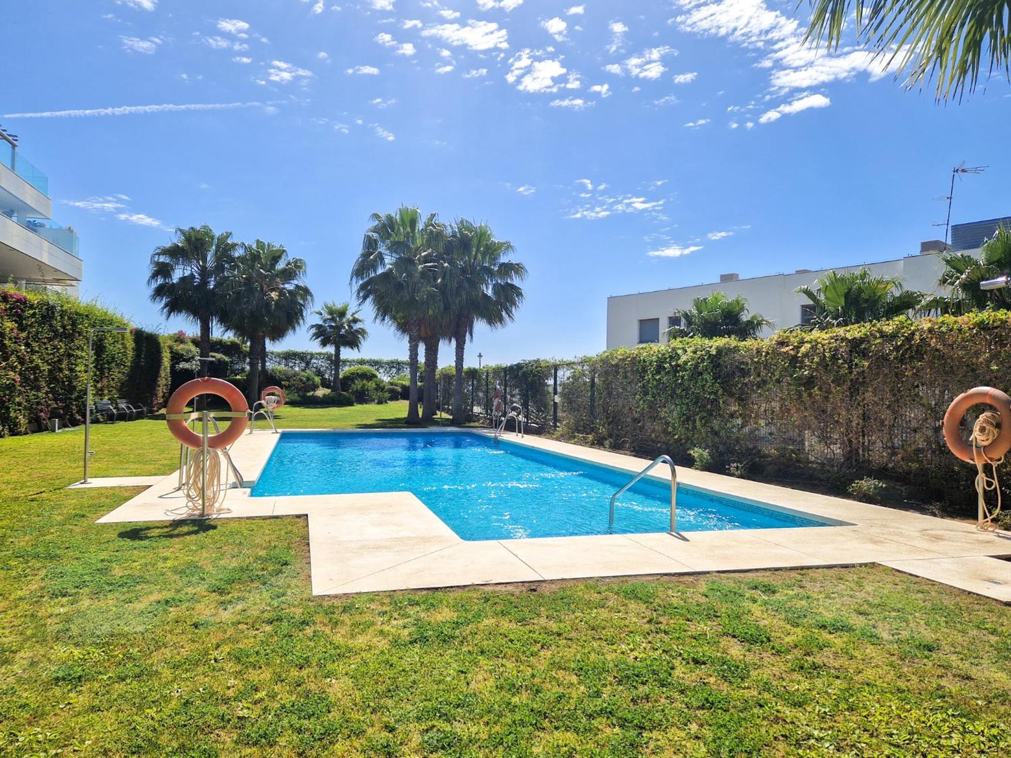 Luxury Ground Floor Apt - 300 M To Cabopino Golf Marbella Exterior photo