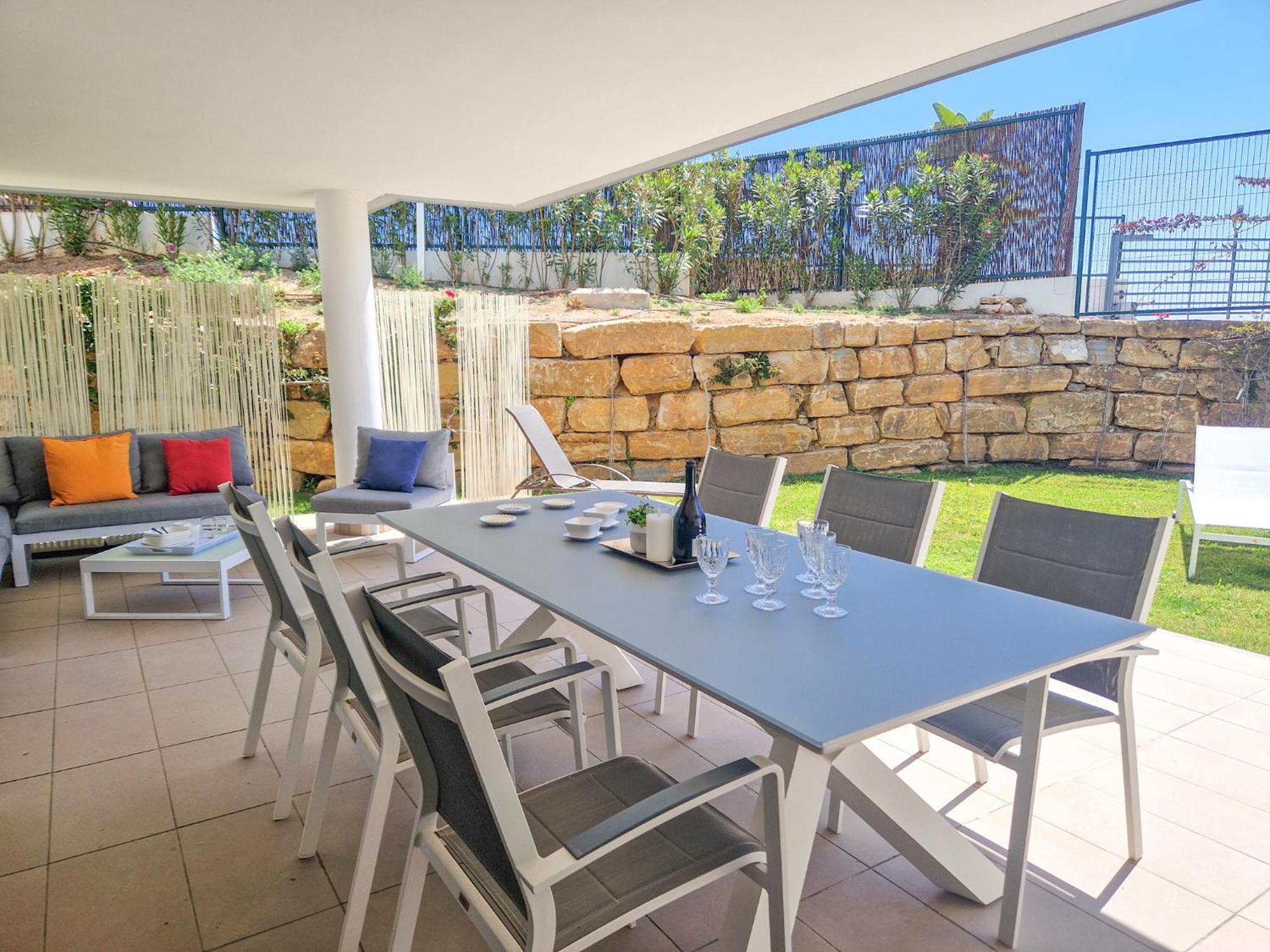 Luxury Ground Floor Apt - 300 M To Cabopino Golf Marbella Exterior photo