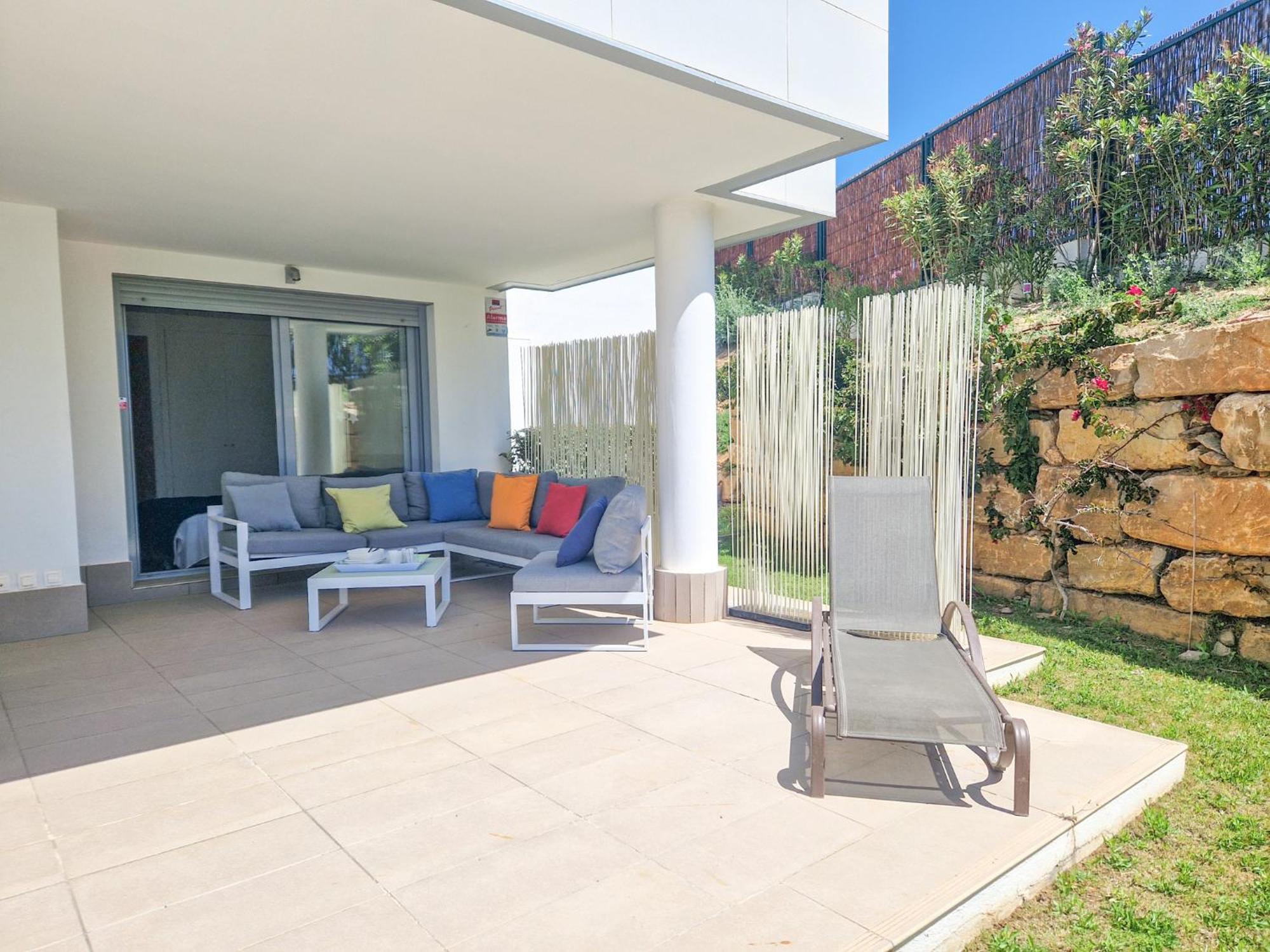 Luxury Ground Floor Apt - 300 M To Cabopino Golf Marbella Exterior photo
